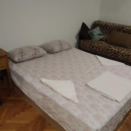 Apartamento 27 Юли 3 Бюджет Varna Exterior foto