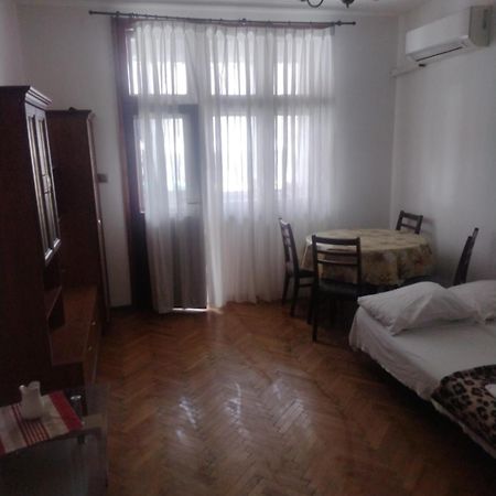 Apartamento 27 Юли 3 Бюджет Varna Exterior foto